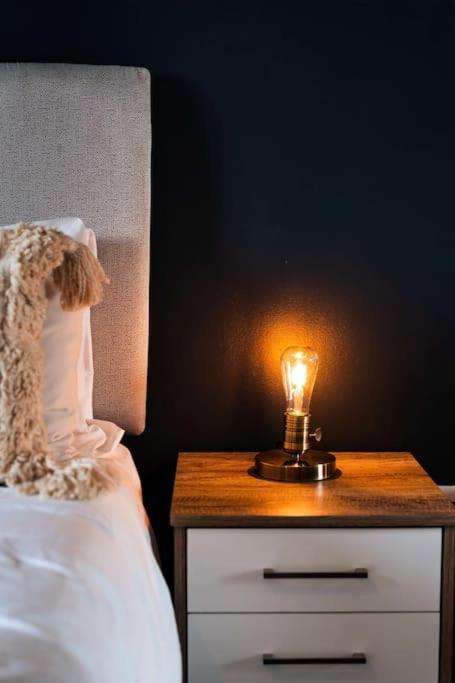 Central Maidstone Contractor Flat Kültér fotó